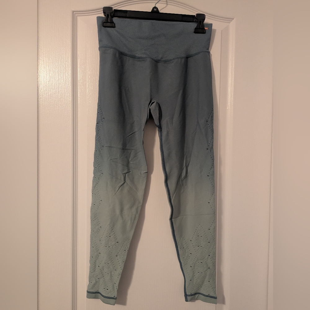 Victoria's Secret PINK Sport Blue Ombre Leggings Size M
